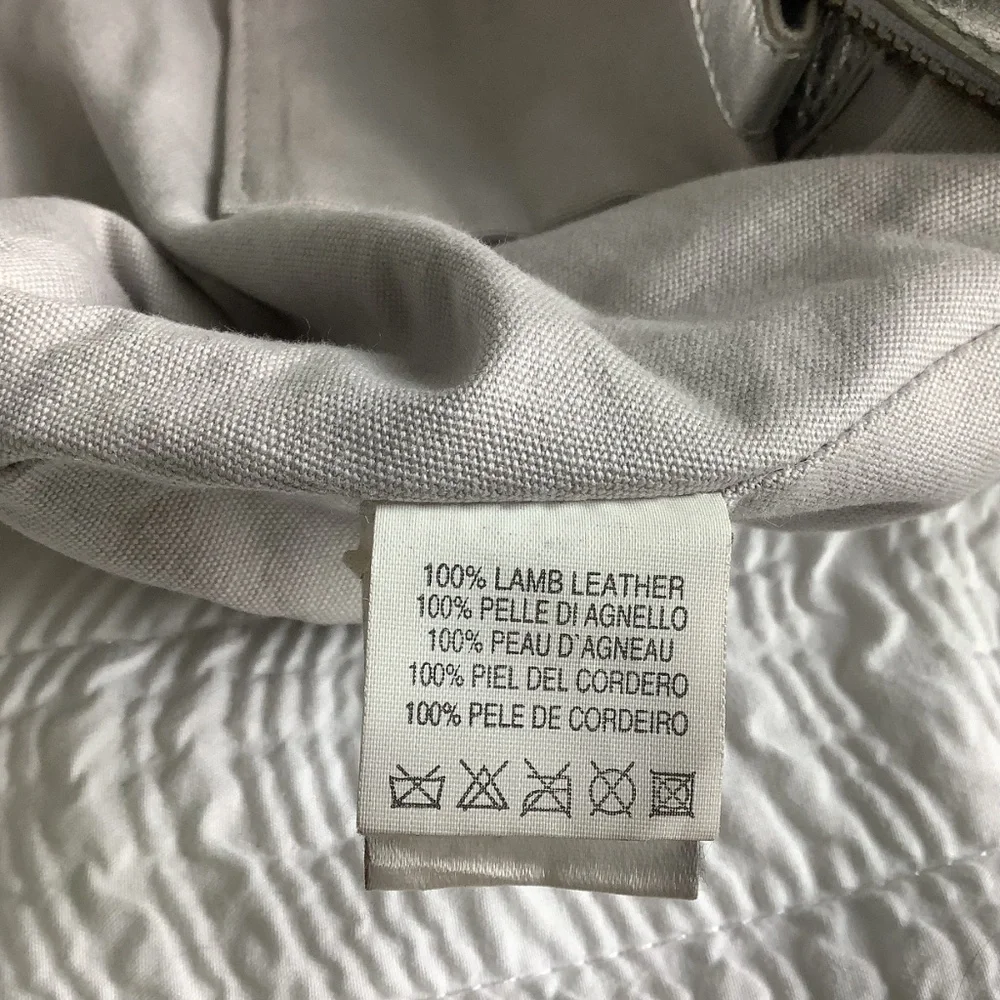 TOSCA BLU Silver Pleated Leather Shoulder Bag - Picture 10 of 16